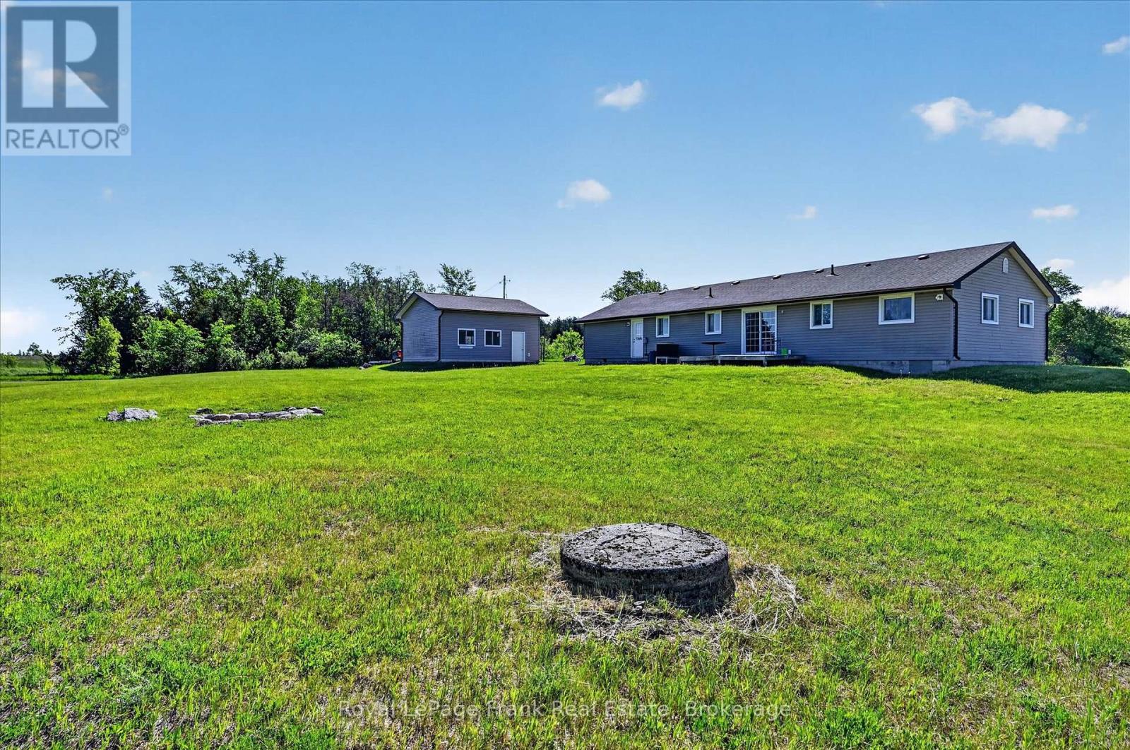 394 7TH LINE ROAD - 37