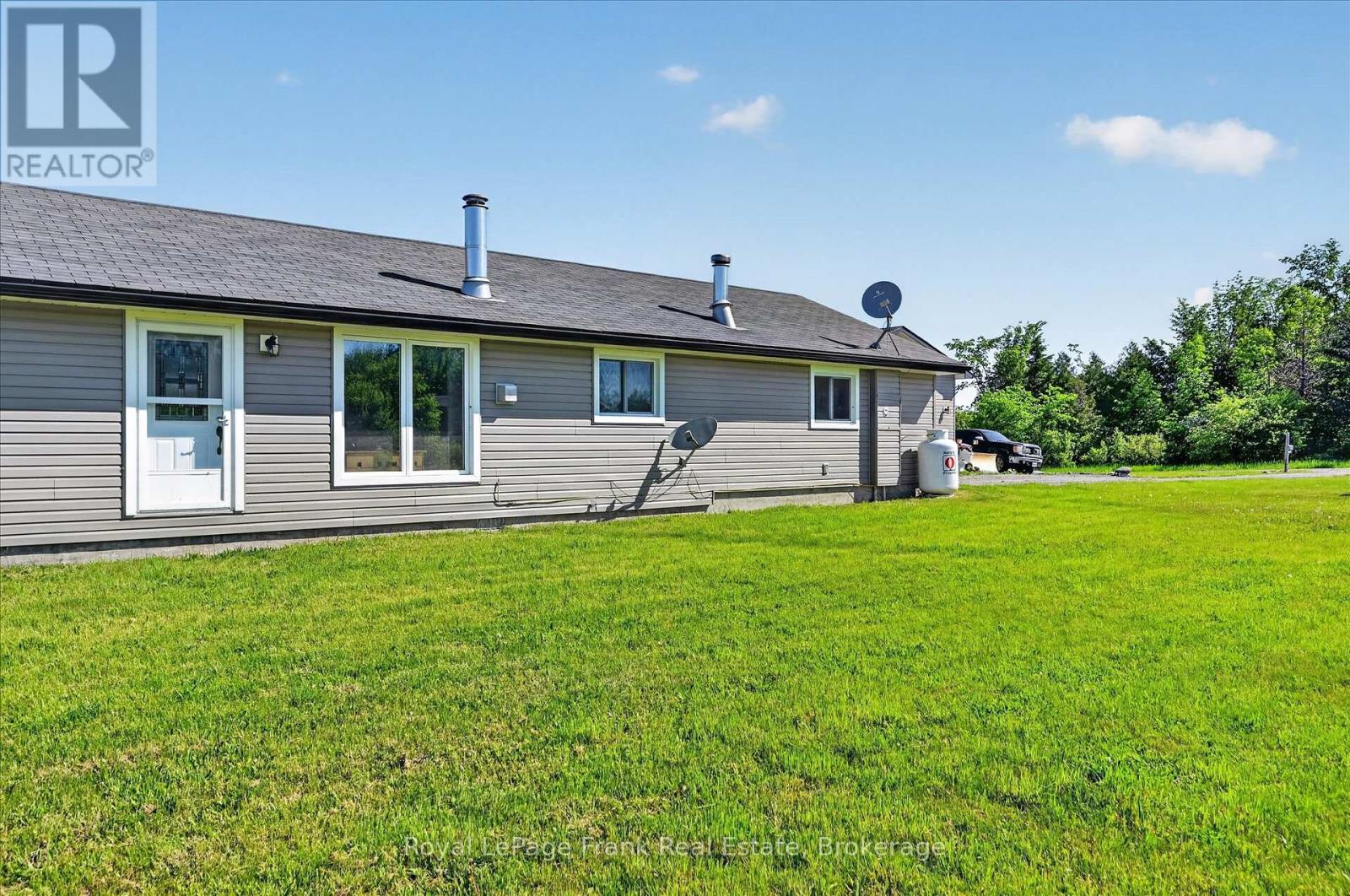 394 7TH LINE ROAD - 7