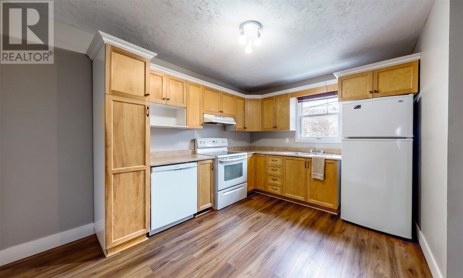 8 Scammell Crescent