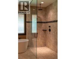352 Ships Point Rd, Fanny Bay, BC V0R1W0 Photo 61