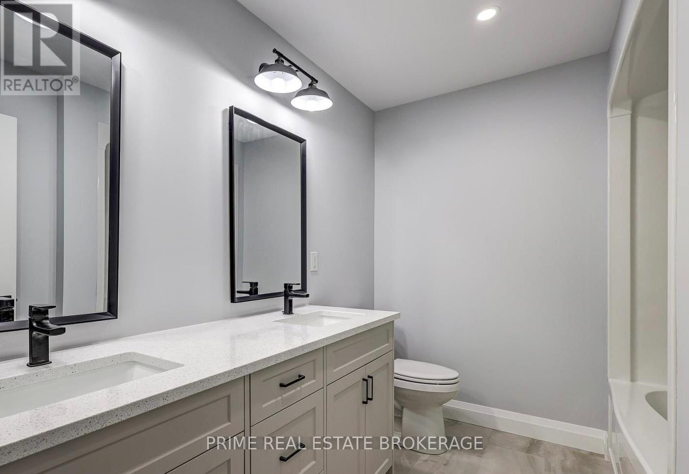 8074 UNION ROAD - 34