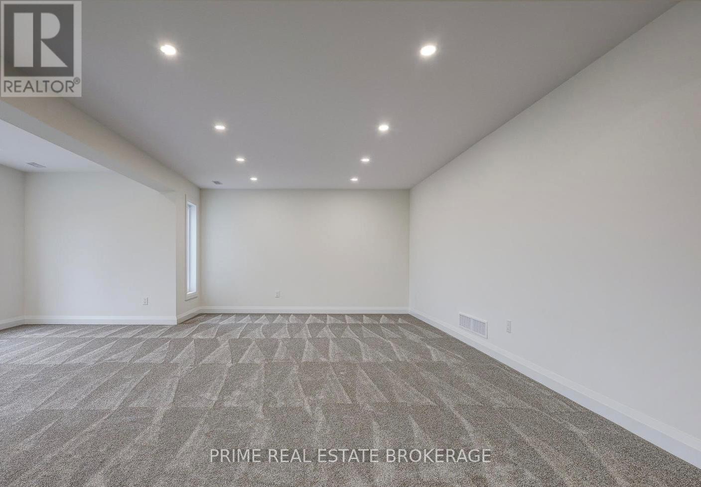 8074 UNION ROAD - 38