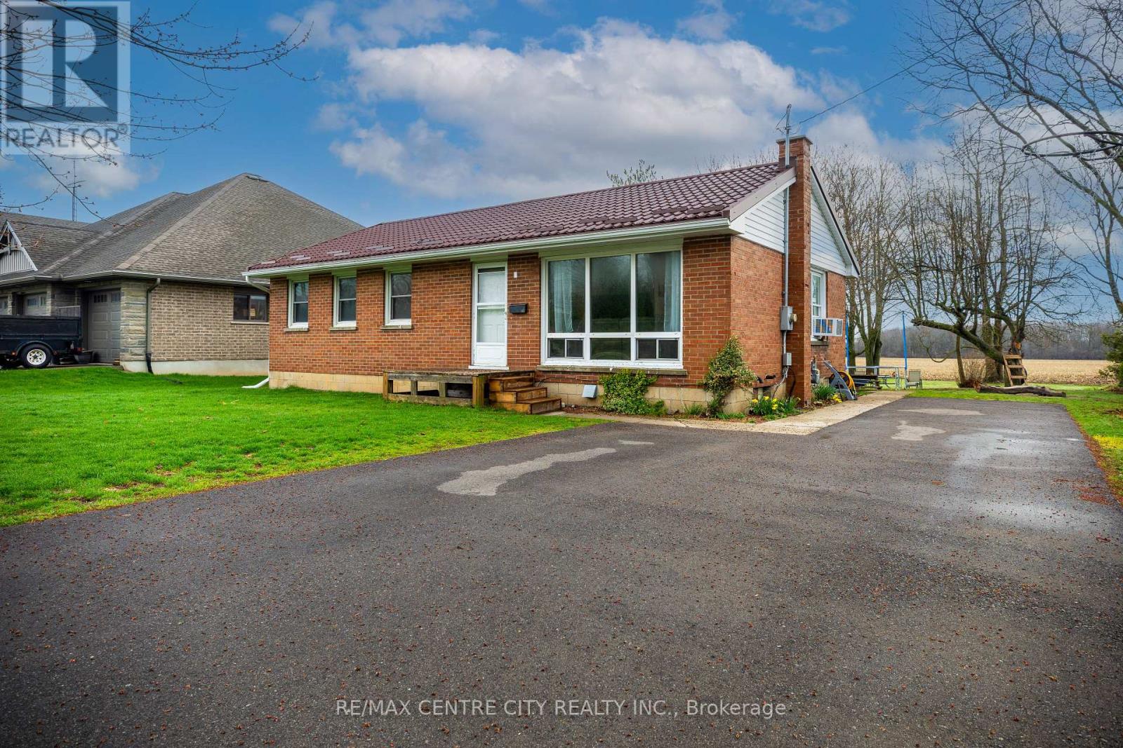 194 CENTENNIAL AVENUE - 1