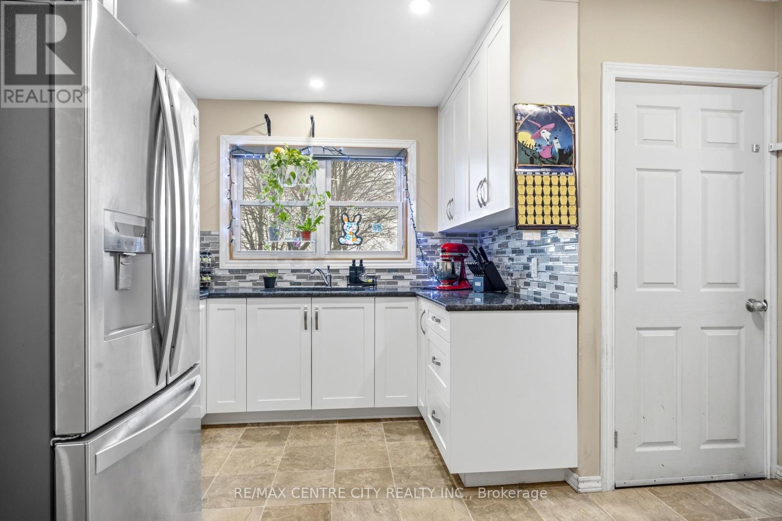 194 CENTENNIAL AVENUE - 11