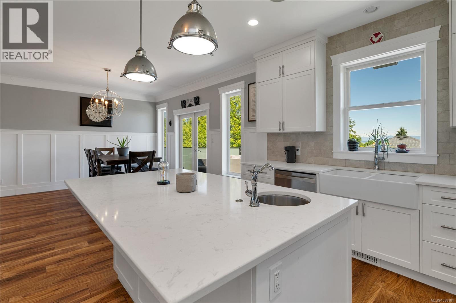 2613 Sunderland Rd - 13