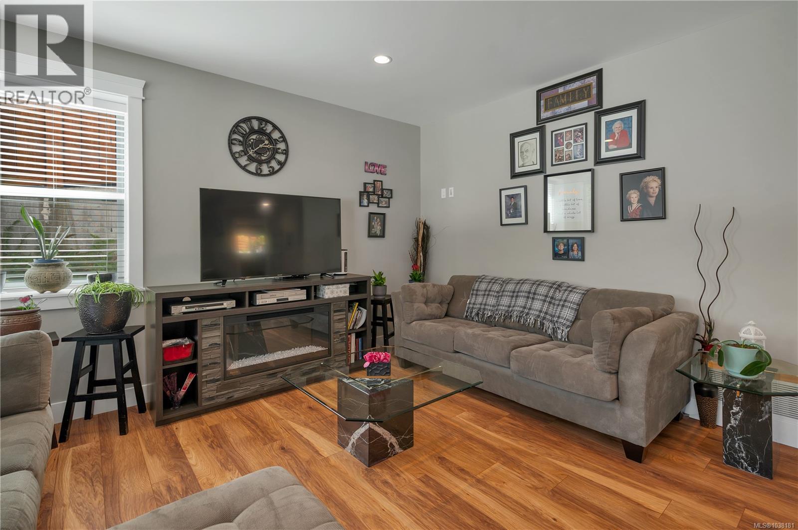 2613 Sunderland Rd - 44