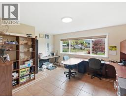 855 Ross Avenue, Penticton, BC V2A3A5 Photo 37