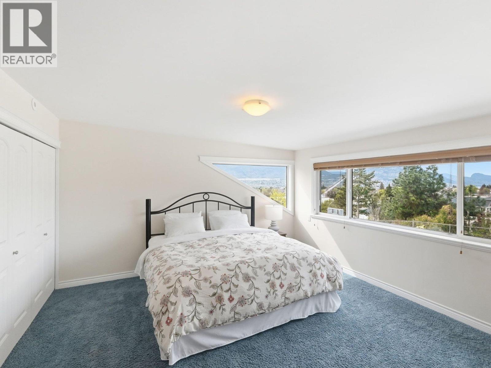 855 Ross Avenue - 41