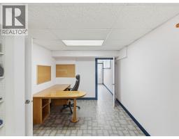 855 Ross Avenue, Penticton, BC V2A3A5 Photo 55