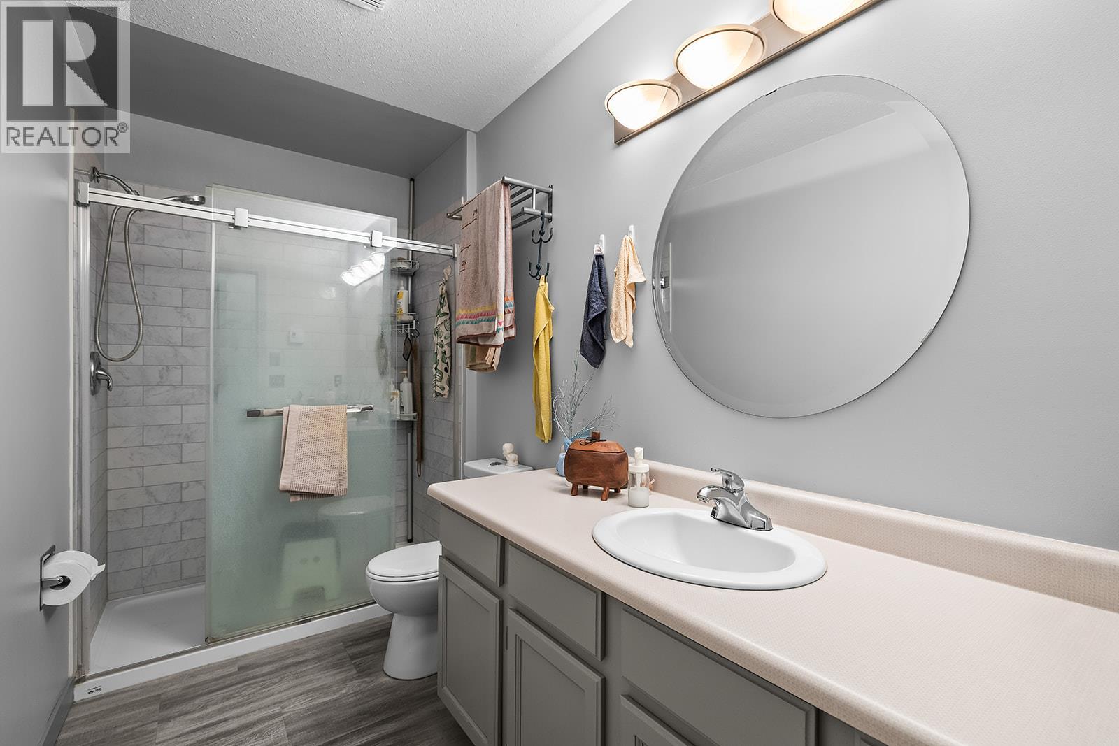 363 Gerstmar Road Unit# 6, Kelowna