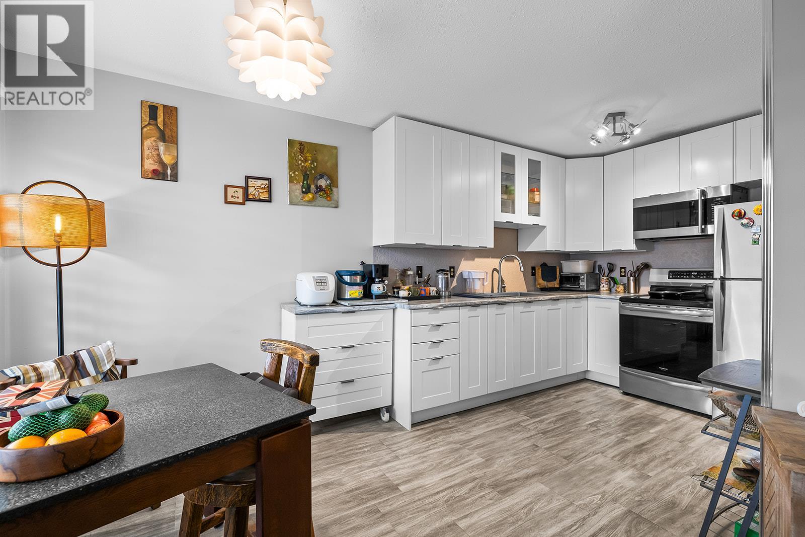363 Gerstmar Road Unit# 6, Kelowna