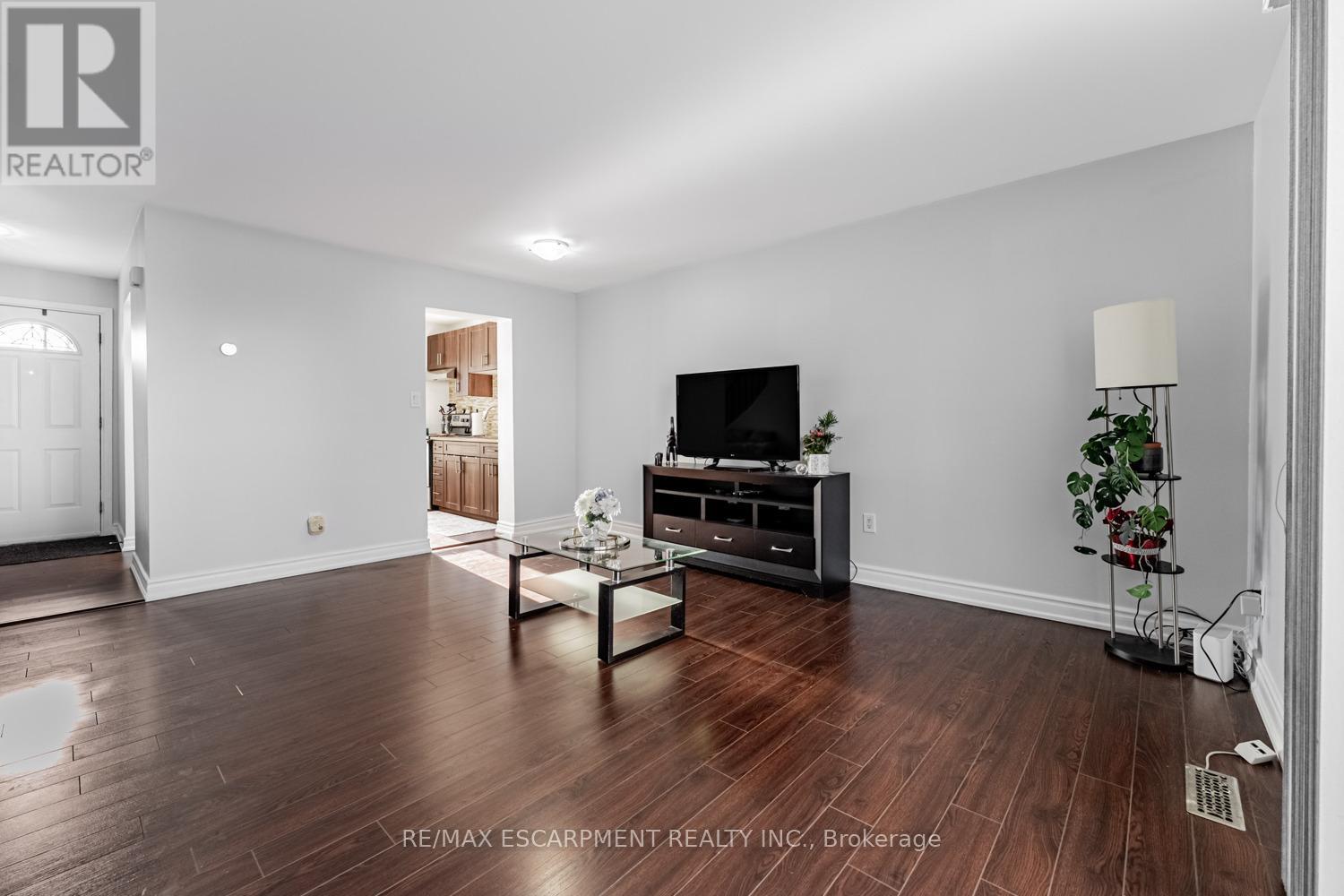 #19 6650 FALCONER DRIVE - 7