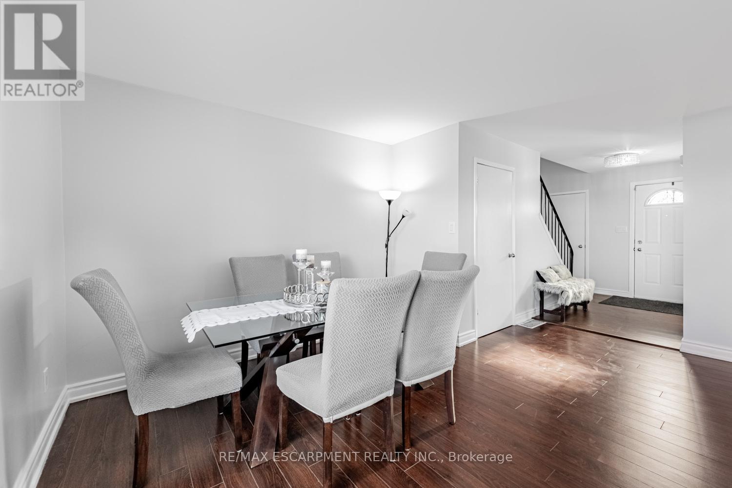 #19 6650 FALCONER DRIVE - 9