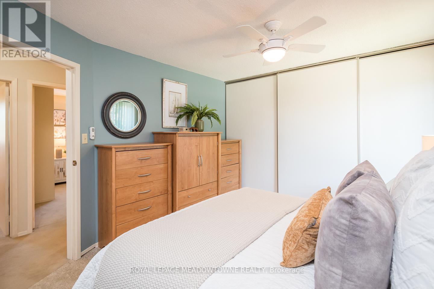 889 MORLEY AVENUE - 22