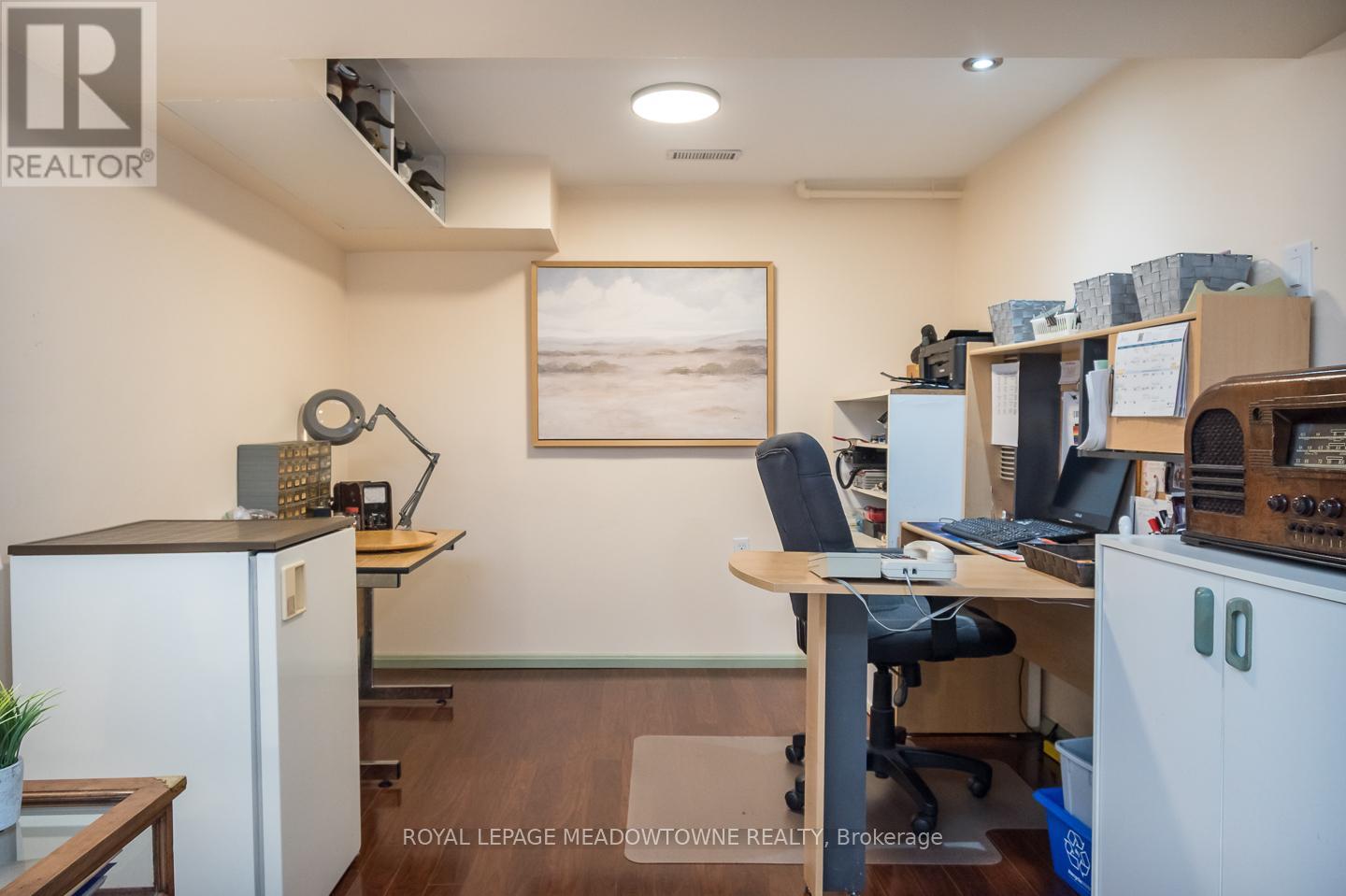 889 MORLEY AVENUE - 39