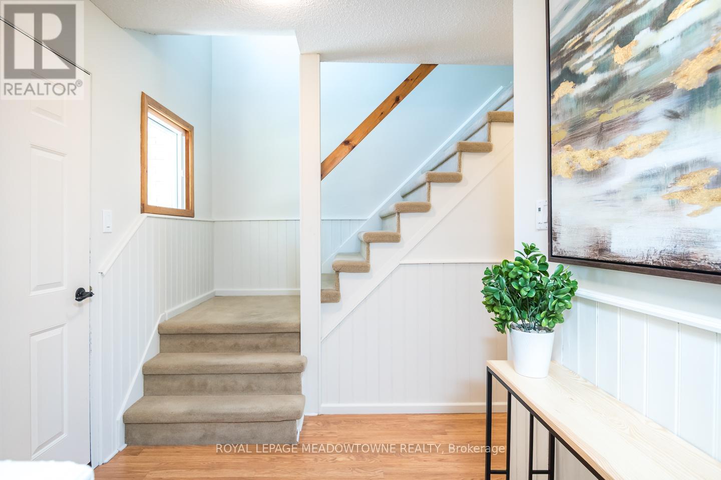889 MORLEY AVENUE - 5