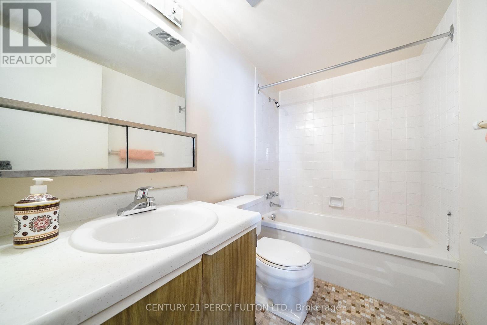 #1002 155 MARLEE AVENUE - 11