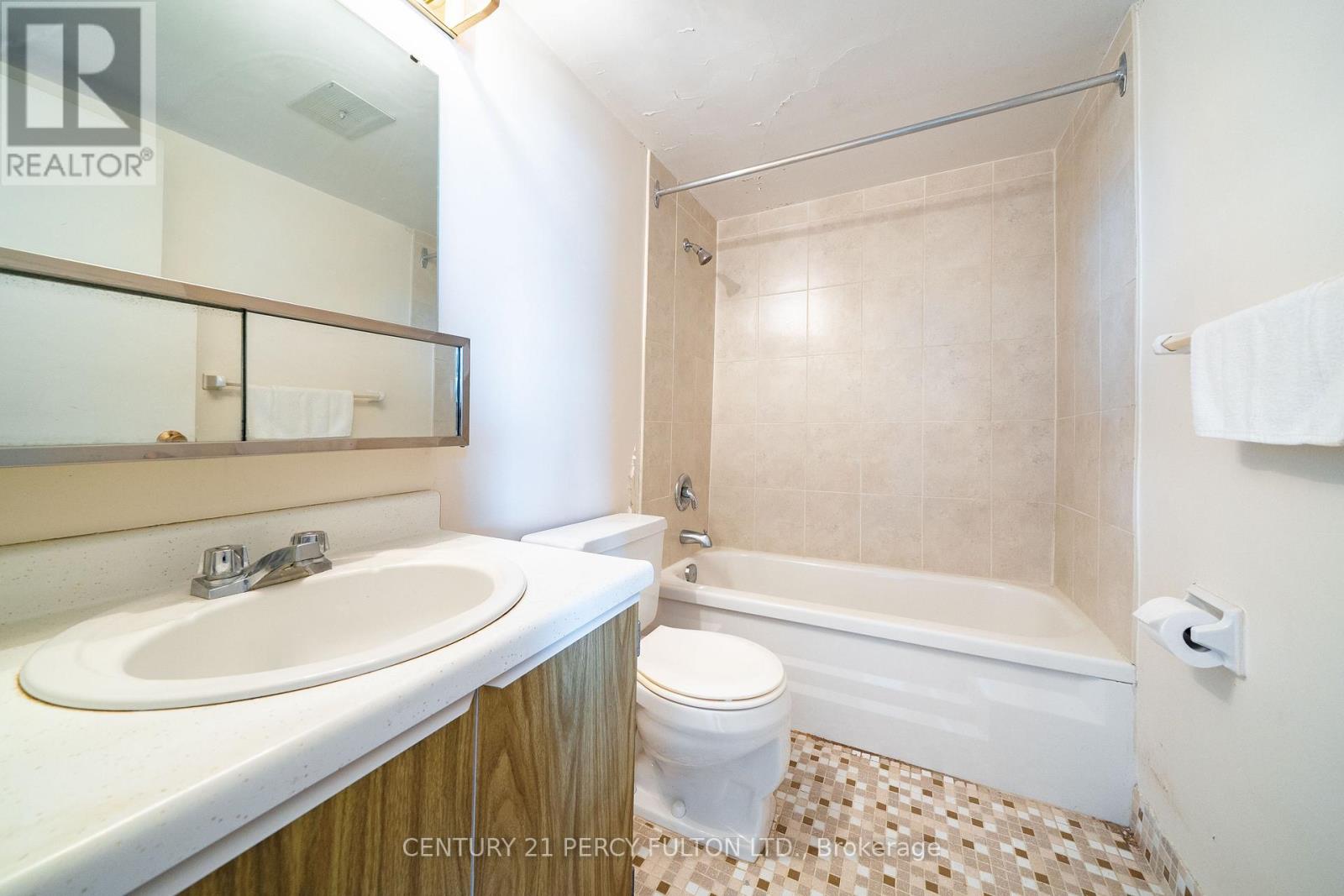 #1002 155 MARLEE AVENUE - 18