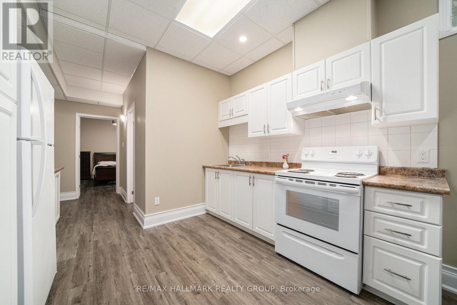 3809 ALDERWOOD STREET - 31