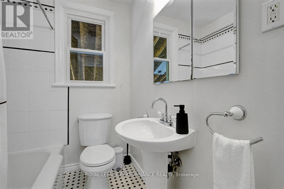 122 VACHON AVENUE - 20