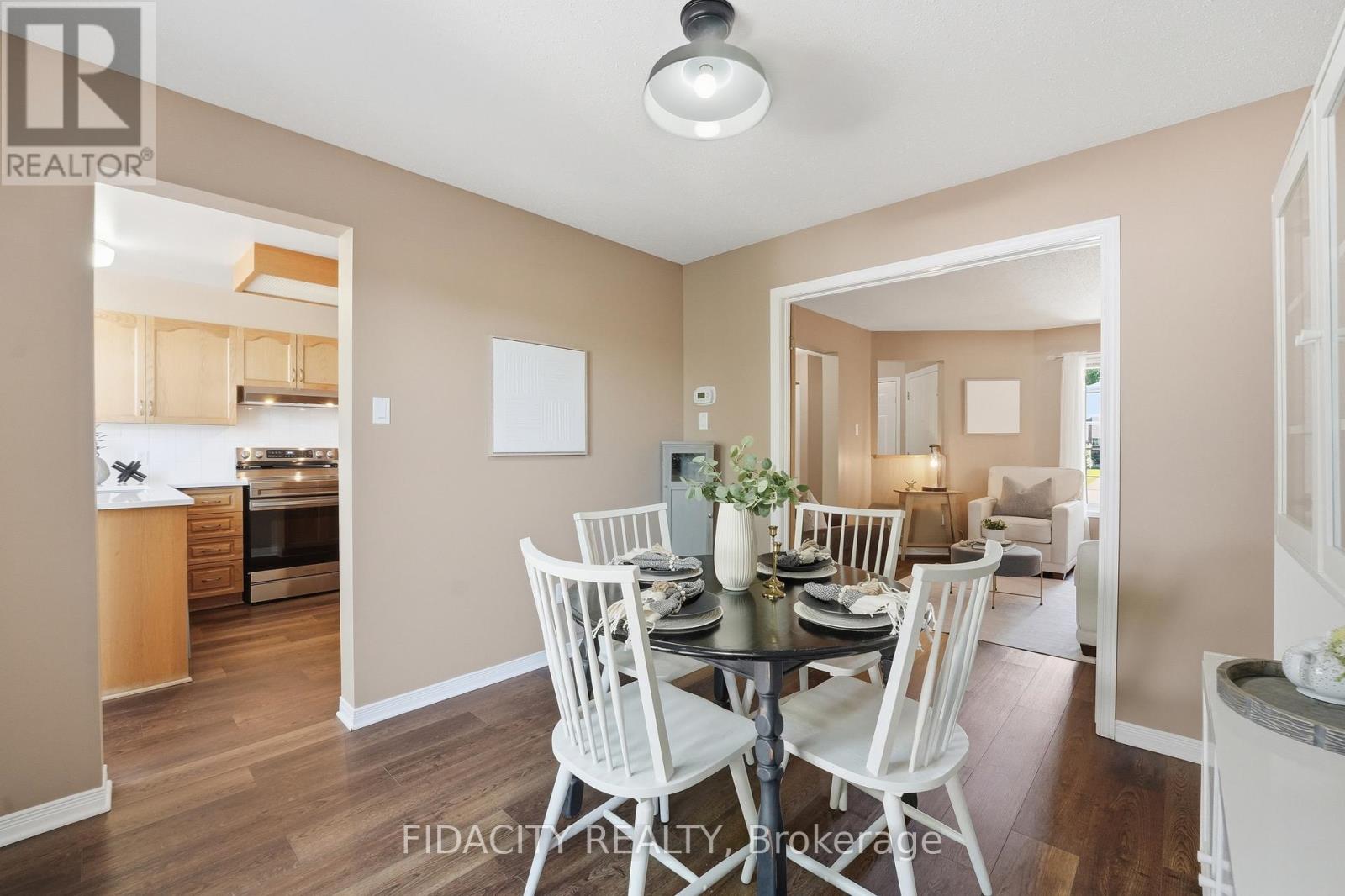 173 WHALINGS CIRCLE - 11