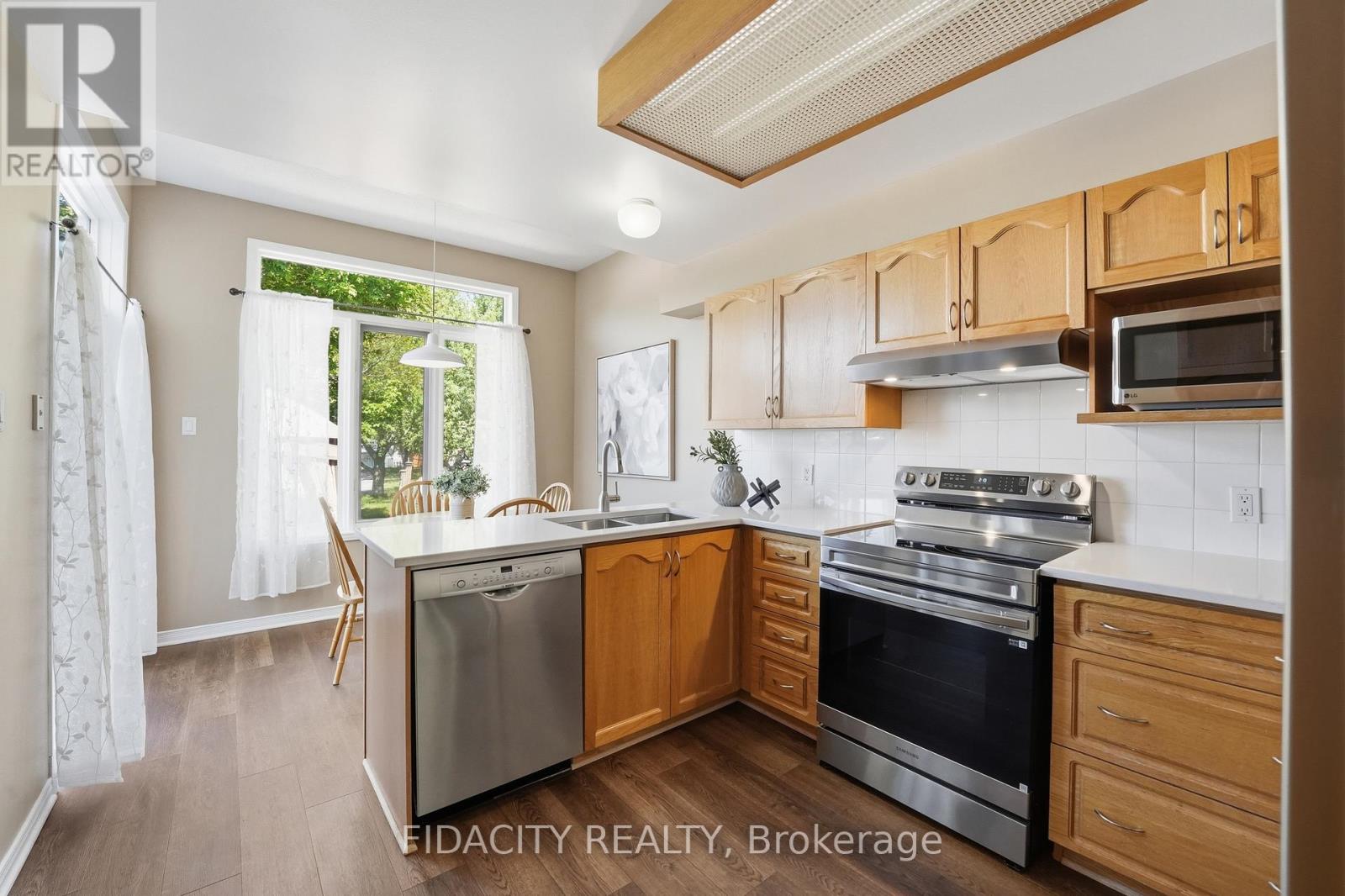 173 WHALINGS CIRCLE - 15