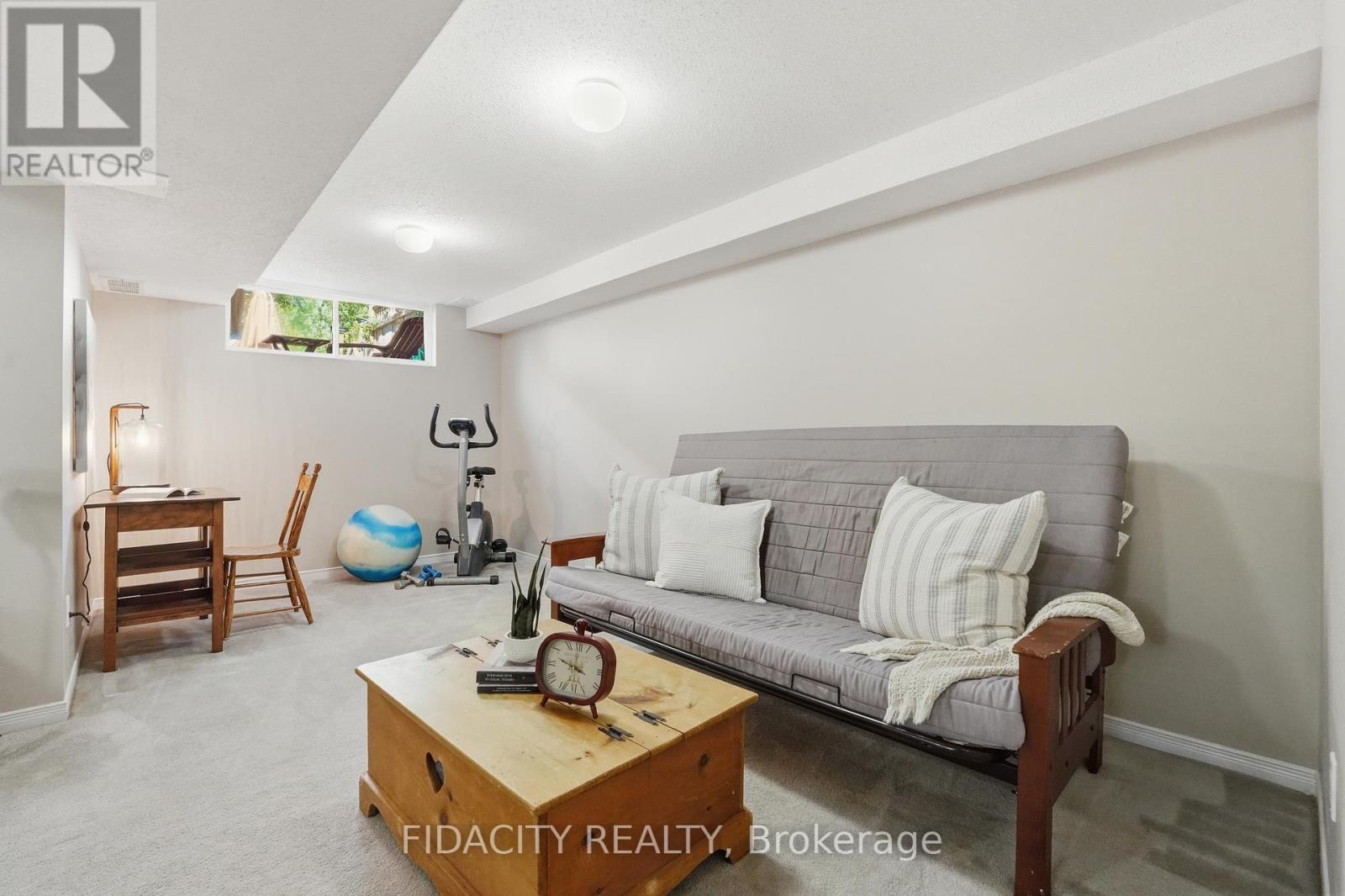 173 WHALINGS CIRCLE - 28