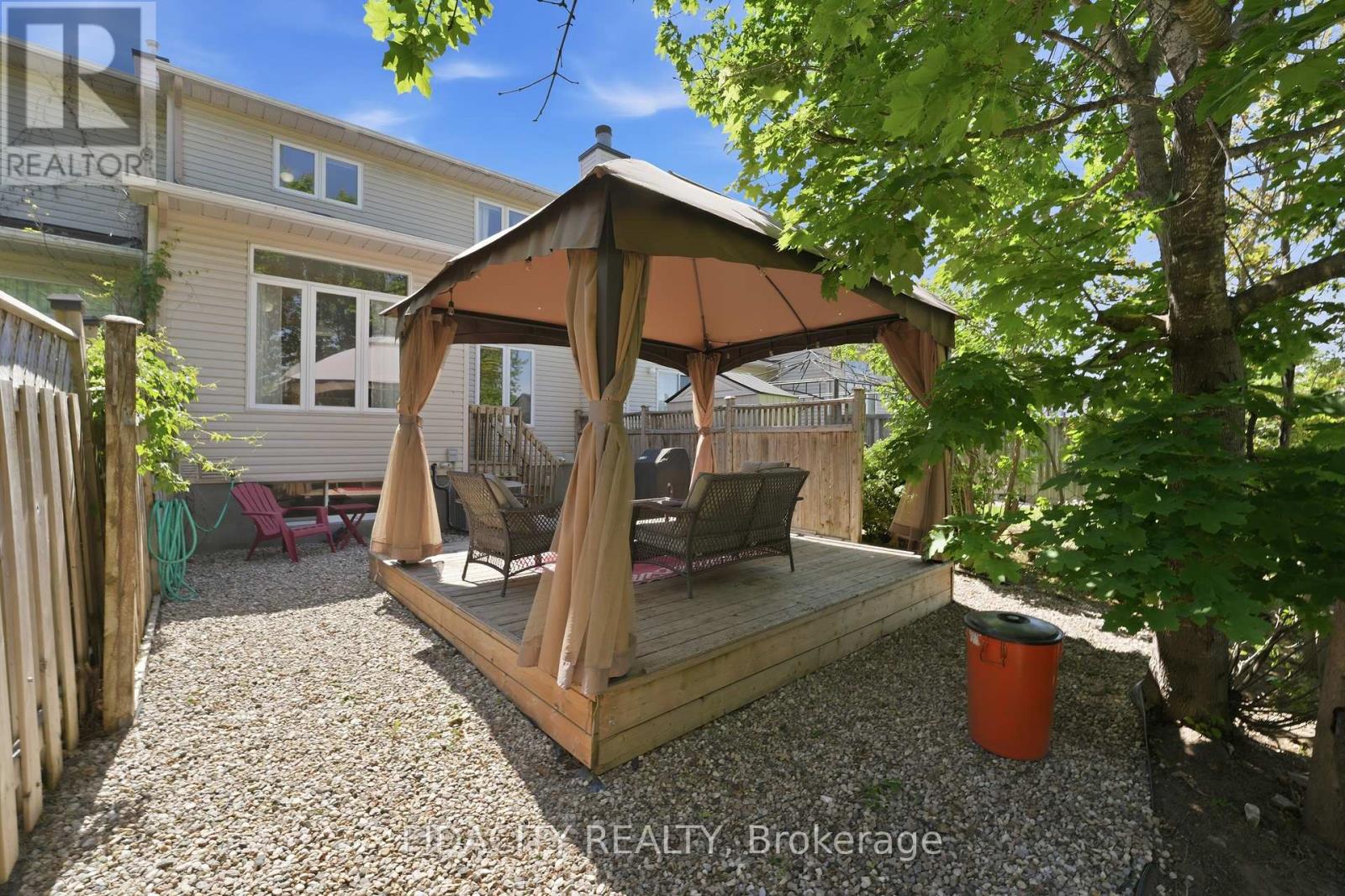 173 WHALINGS CIRCLE - 37