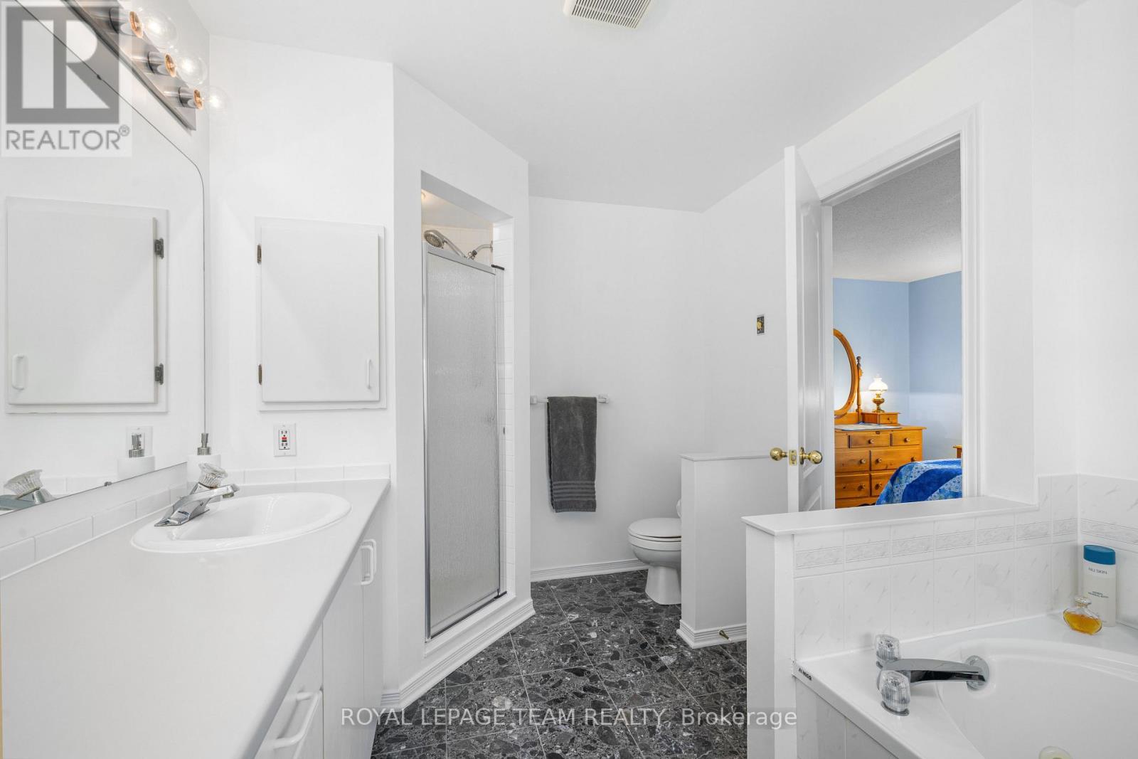 #31 68 GRANDCOURT DRIVE - 13
