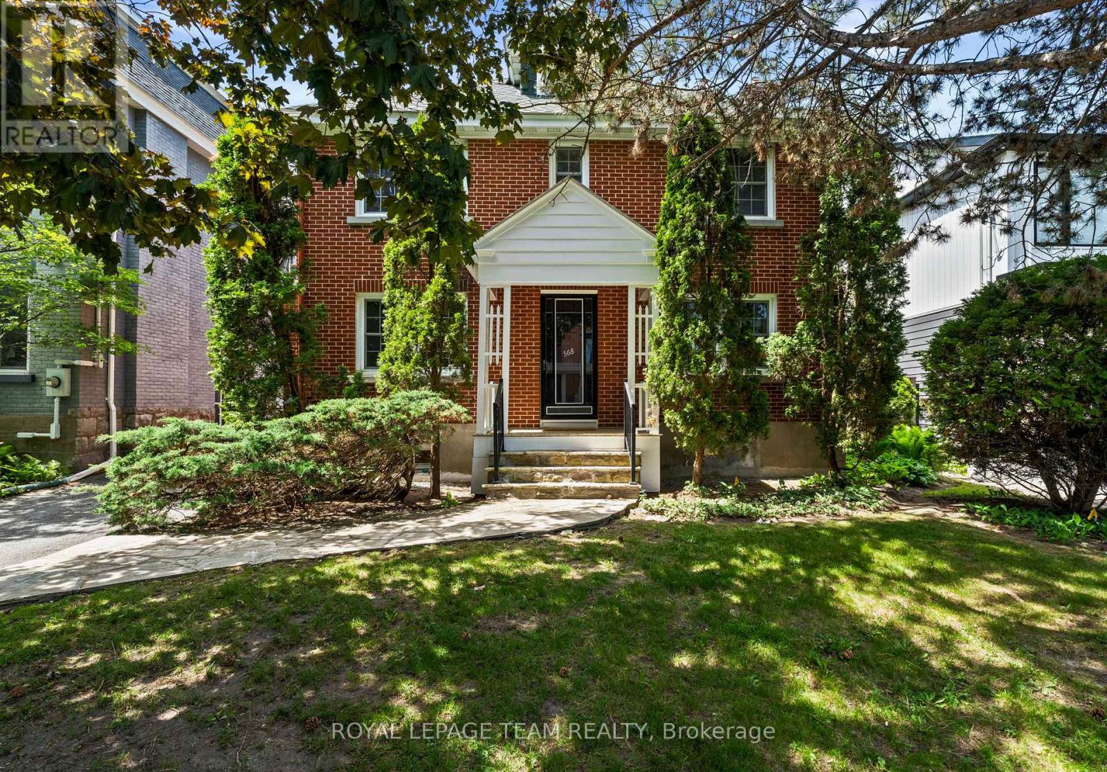 568 GOLDEN AVENUE - 2