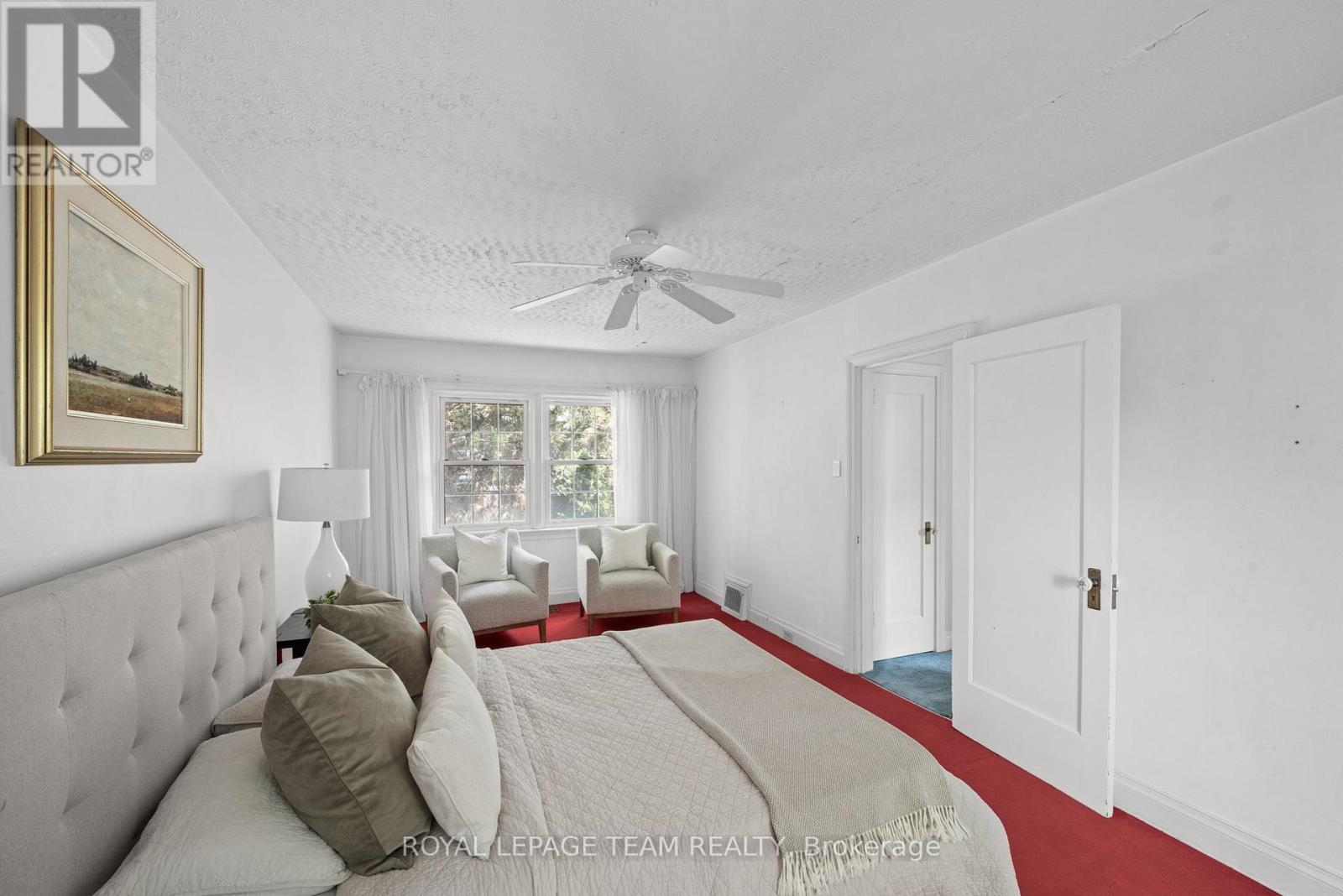 568 GOLDEN AVENUE - 24