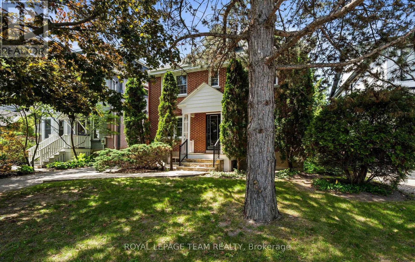 568 GOLDEN AVENUE - 4