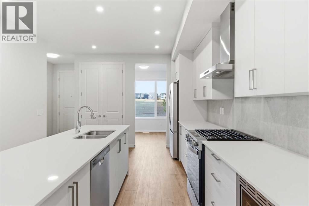 107 Royston Way NW - 8