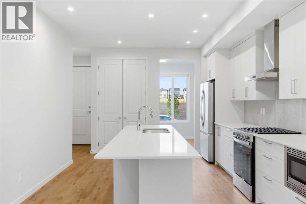 107 Royston Way NW - 6