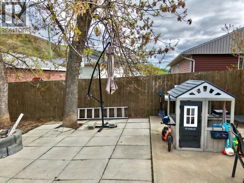 8515 97 Street — photo 11
