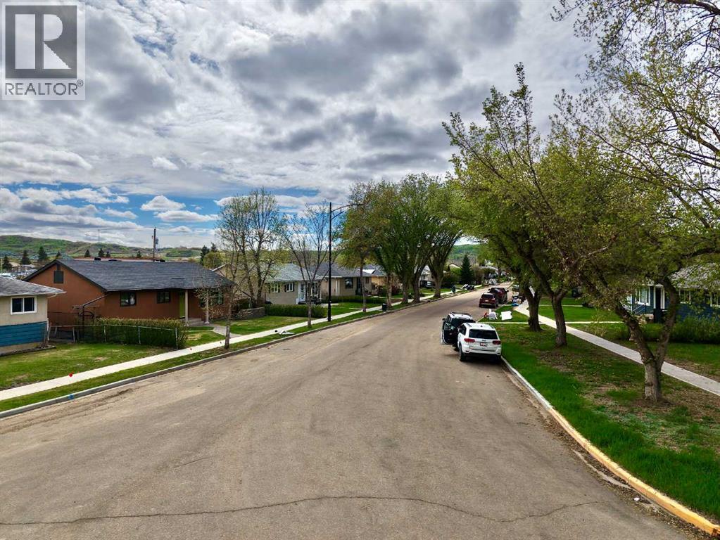 8515 97 Street — photo 14