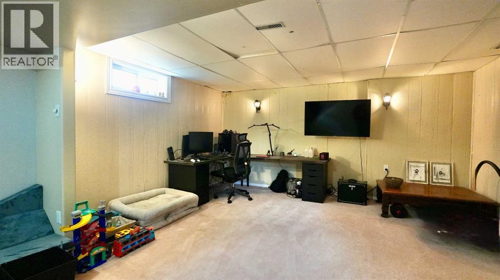 8515 97 Street — photo 41