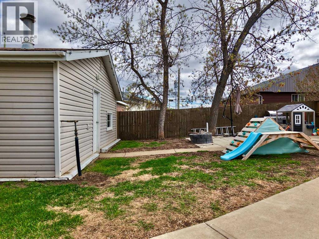 8515 97 Street — photo 10