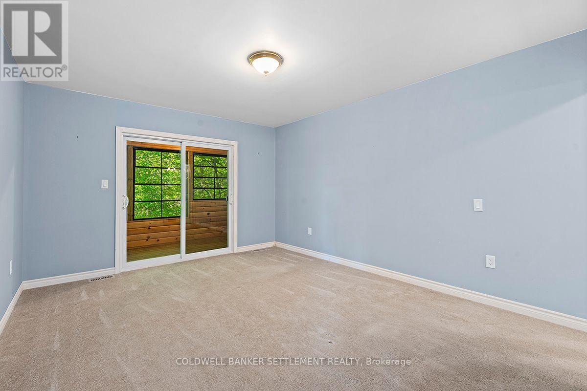 15 REDPATH LANE - 25