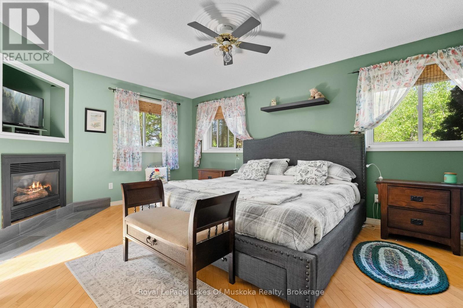 46 MEADOW HEIGHTS DRIVE - 12