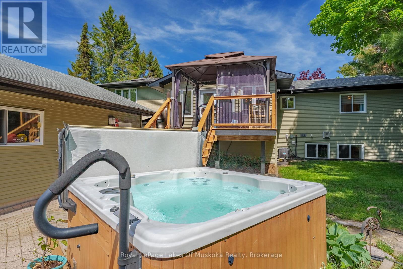 46 MEADOW HEIGHTS DRIVE - 31