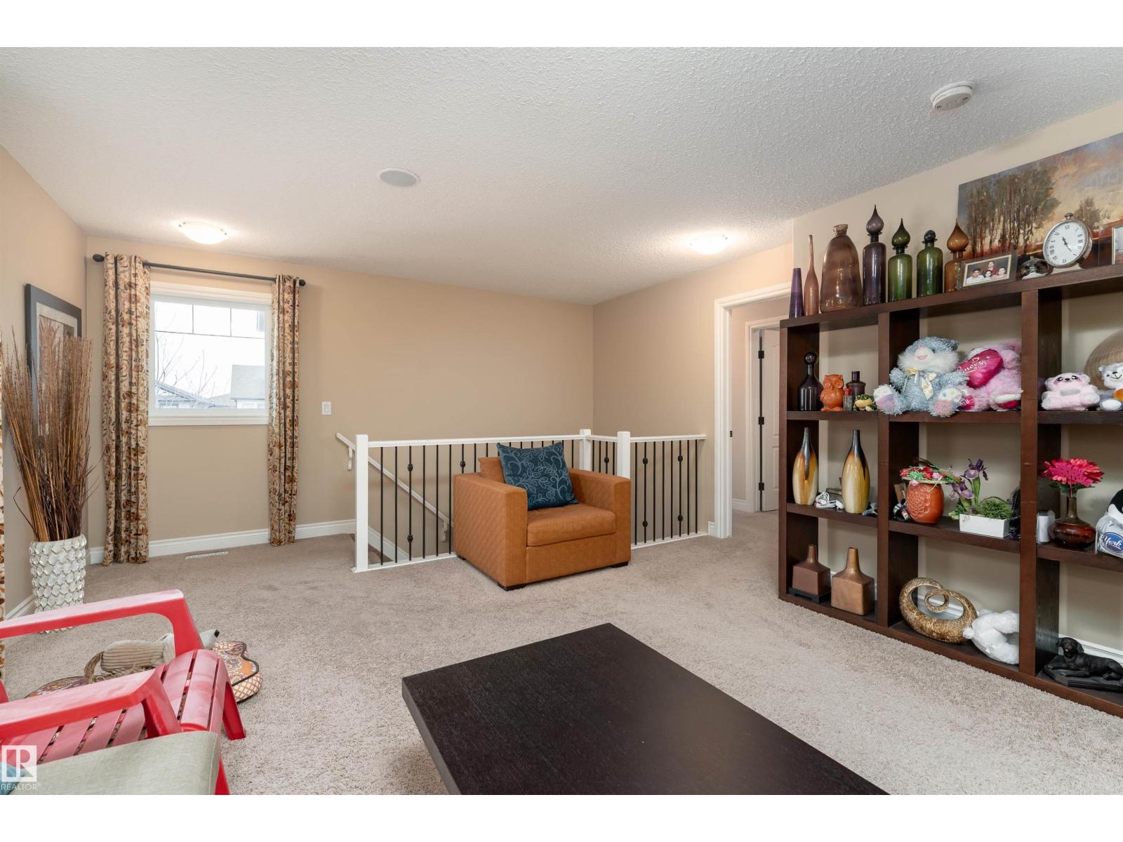 729 37A AV NW - 19