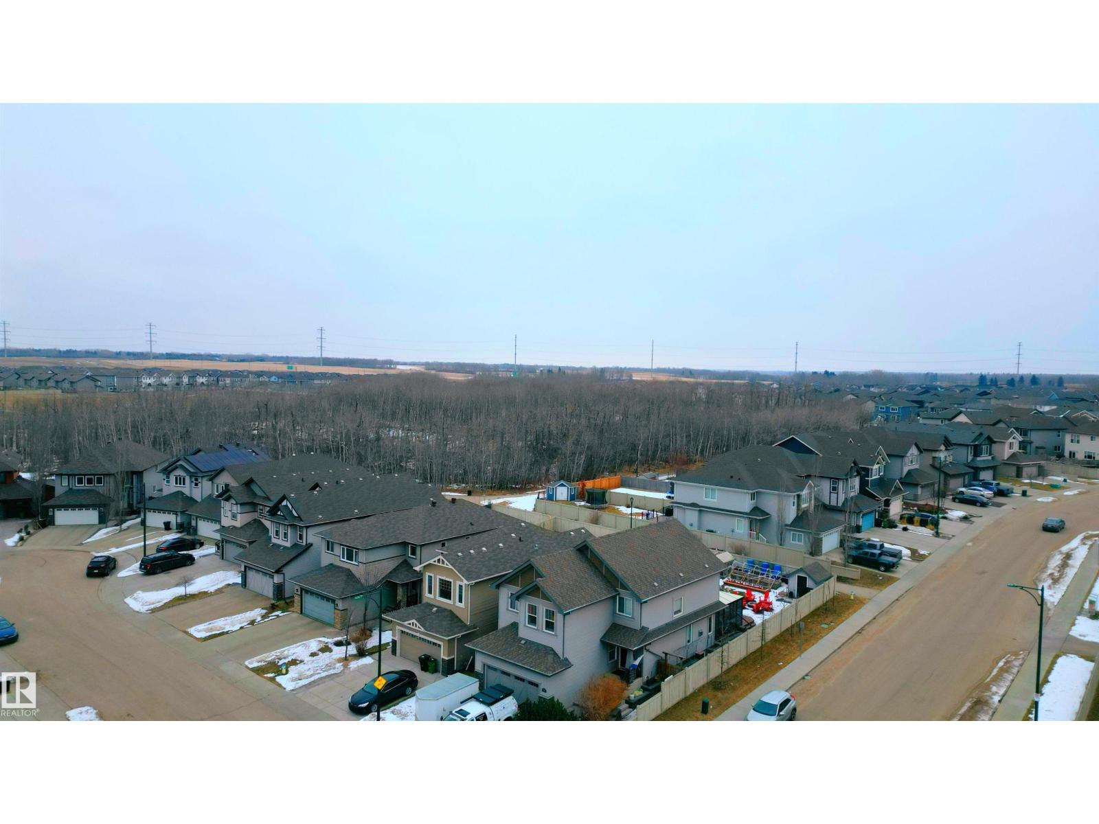 729 37A AV NW - 62