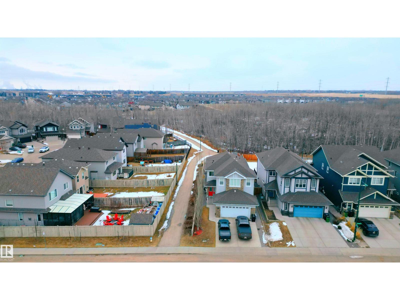729 37A AV NW - 66