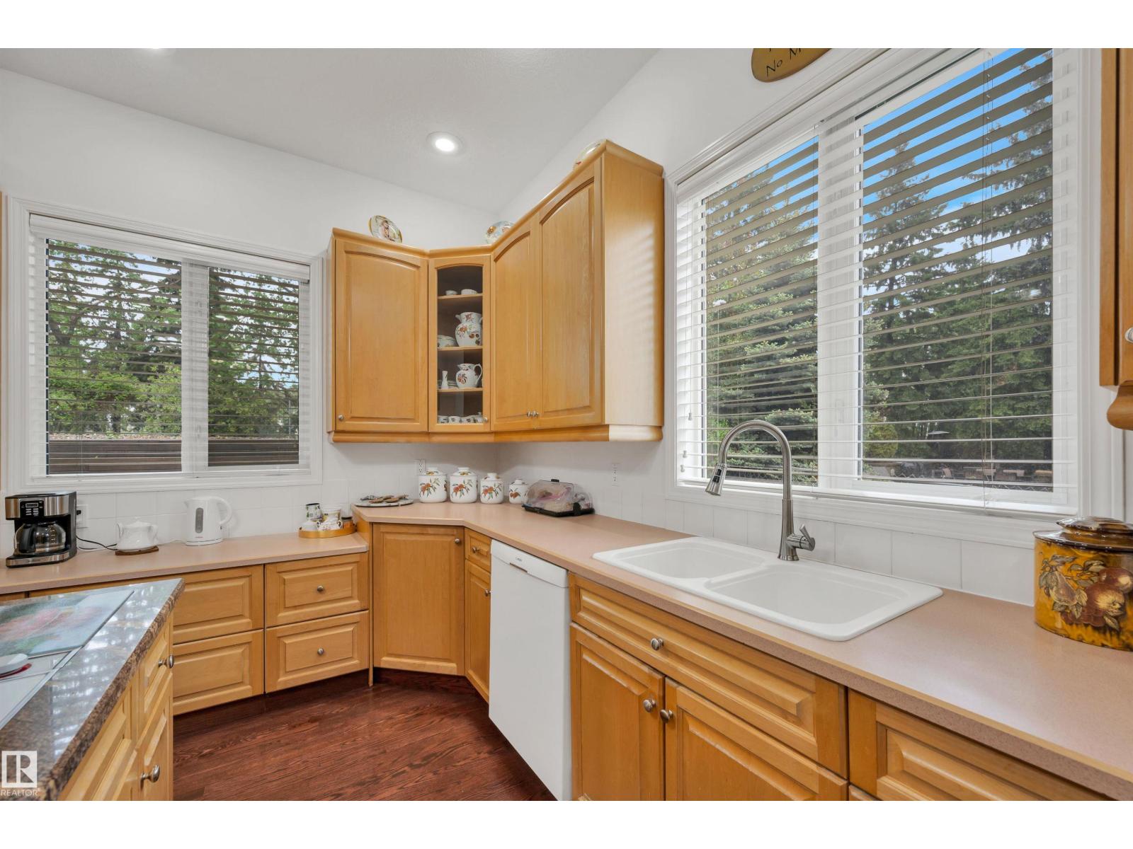 74 BEAUVISTA DR - 18
