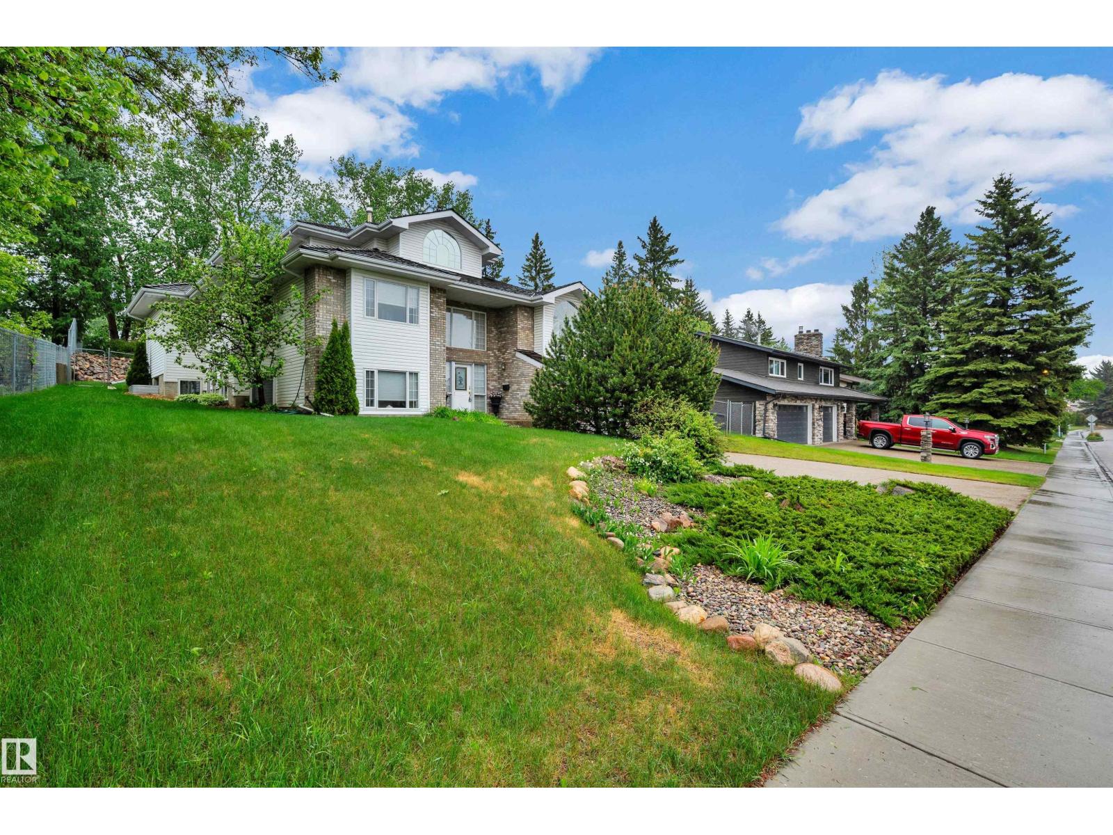 74 BEAUVISTA DR exterior