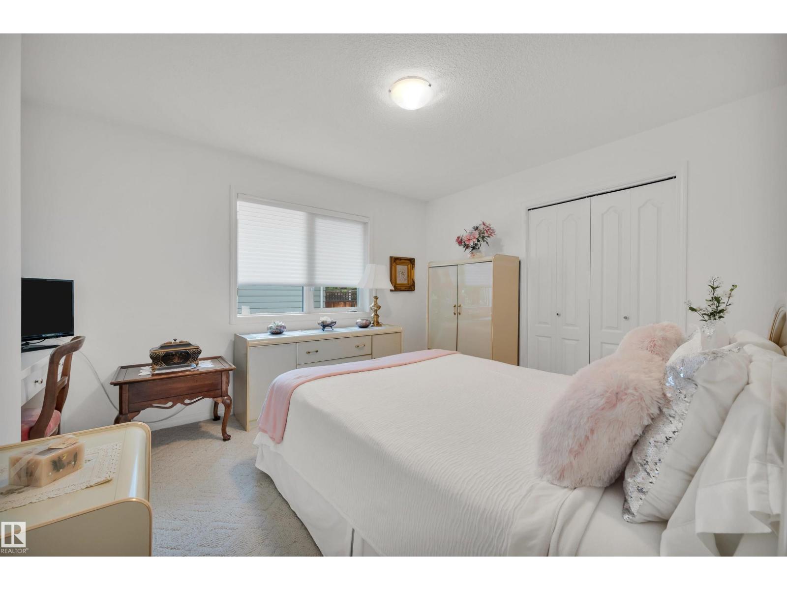 74 BEAUVISTA DR - 32