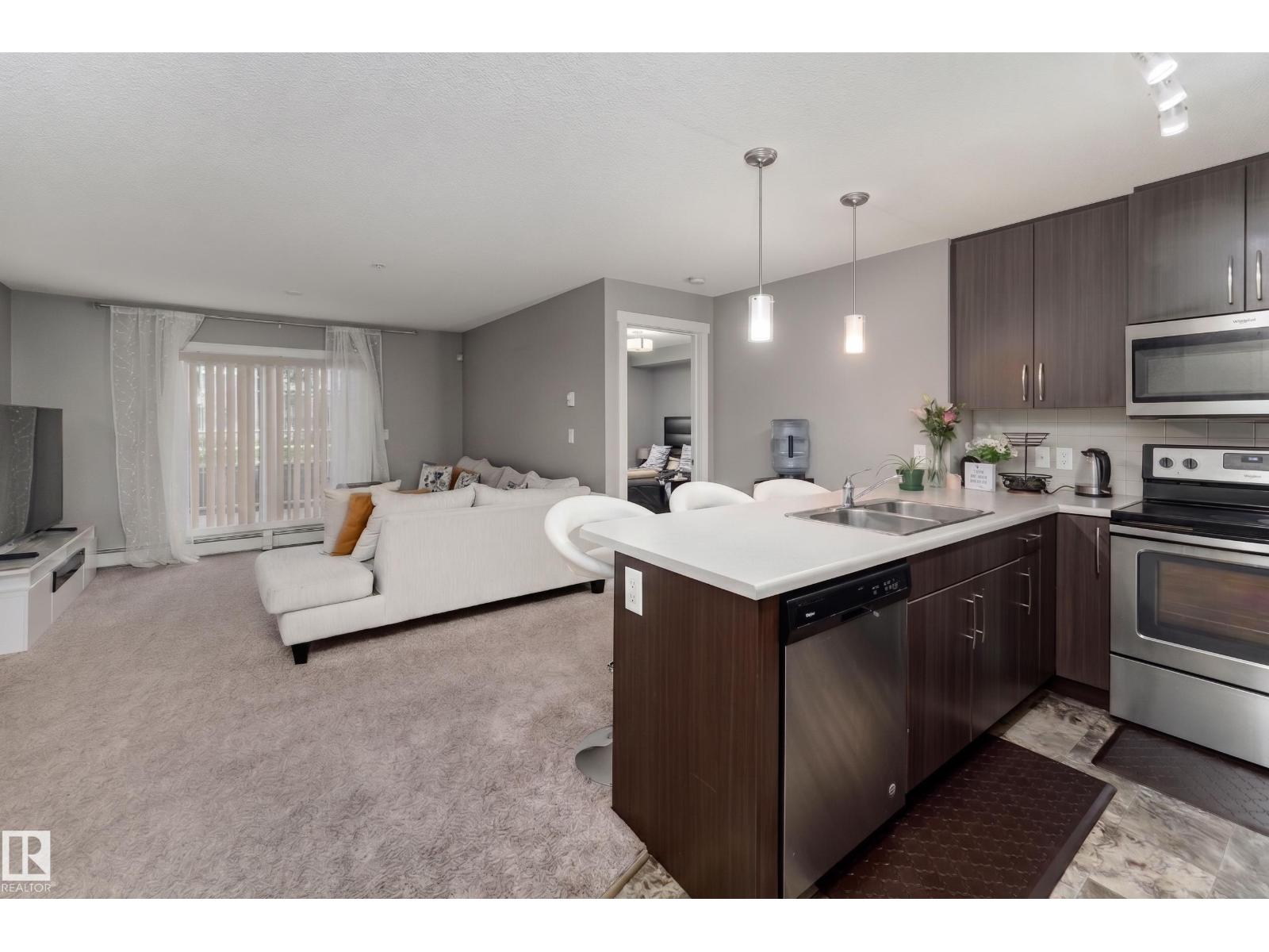 #115 3670 139 AV NW - 5