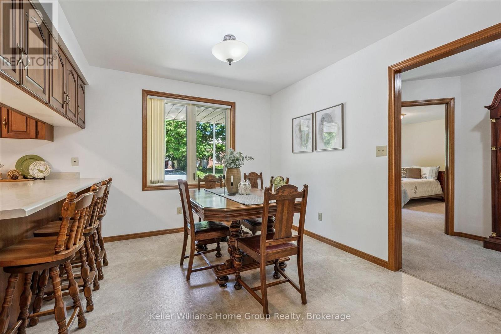 434 ST GEORGE STREET E - 19