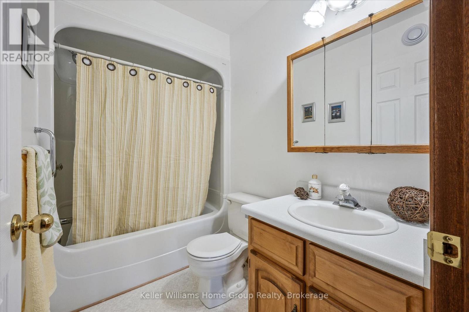 434 ST GEORGE STREET E - 22